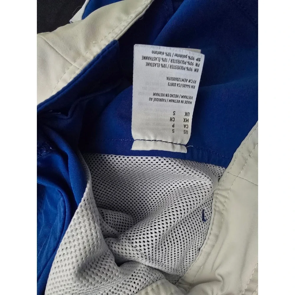 American Eagle Outfitters description item